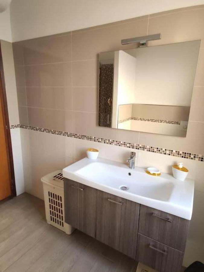 Casa Del Surf - By Ligooria Apartment ปิเอตราลิกูเร ภายนอก รูปภาพ